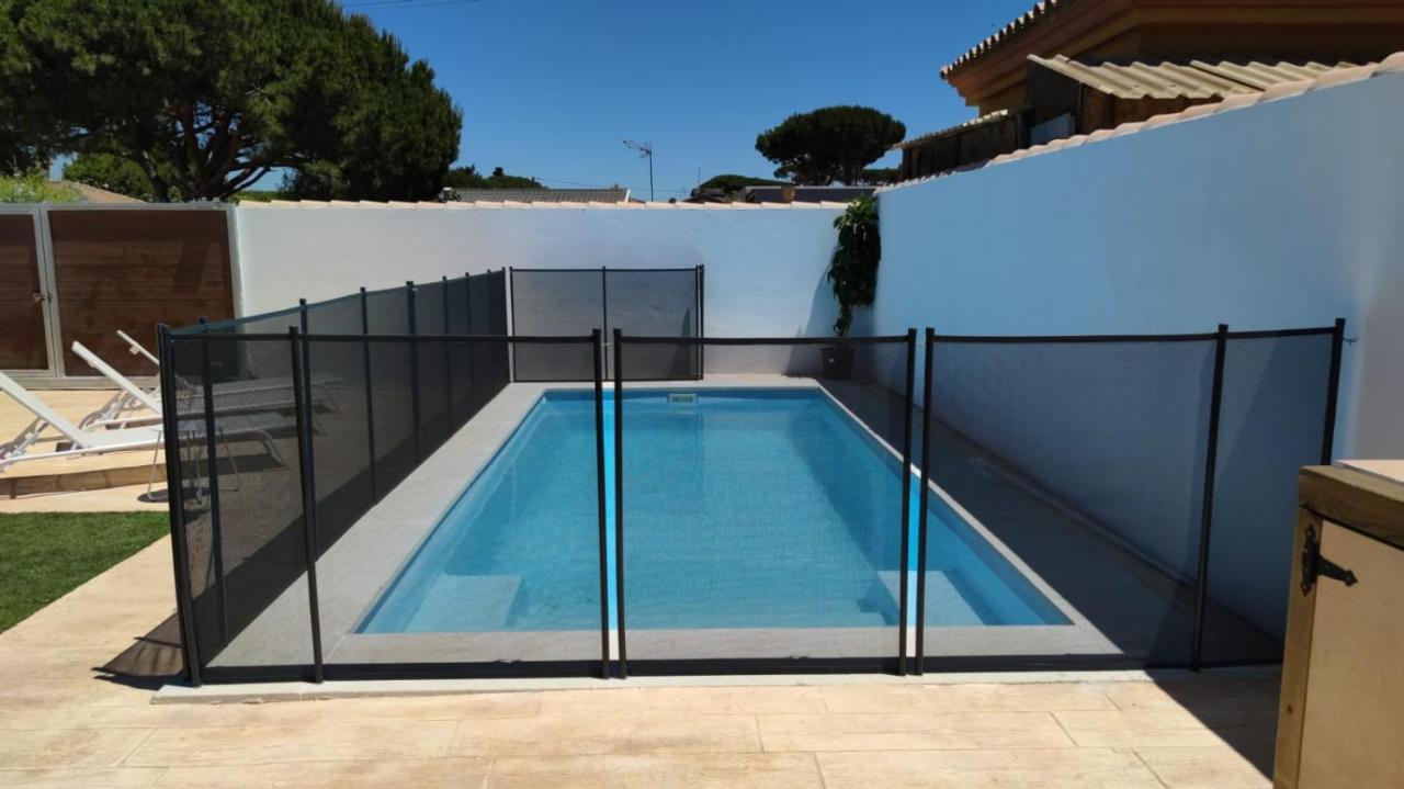 Villa PALAPA GARDEN, muy cerca del mar, con piscina privada Chiclana de la Frontera Esterno foto